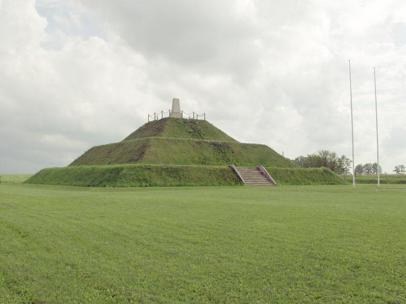 File:Paju lahingu mälestusmärk 1994.jpg
